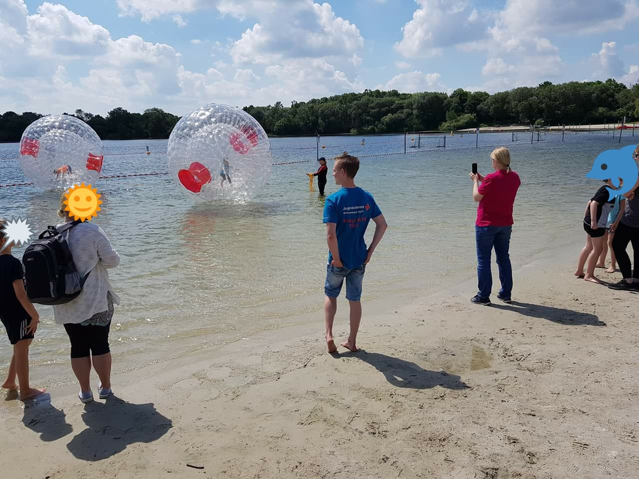 Megalaufball im Wasser